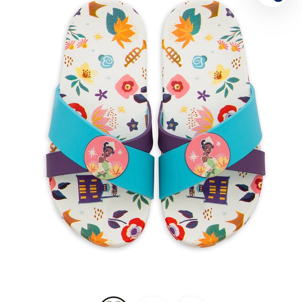 Disney swim slides Tiana little girl size 7/8 new in packaging